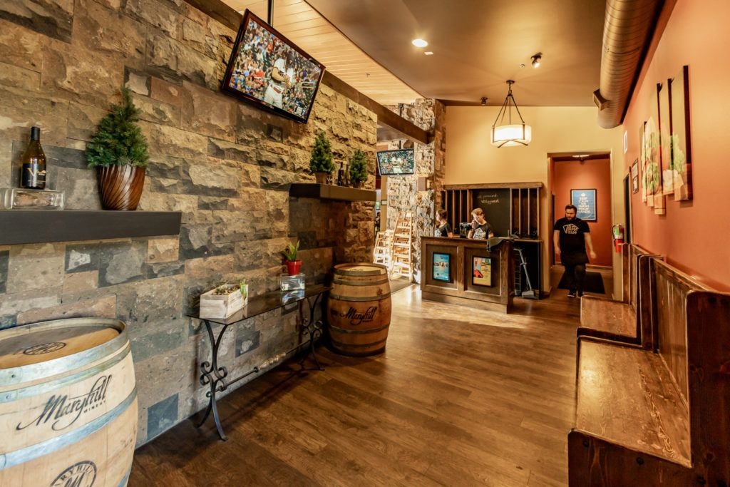 village-bar-and-grill-009