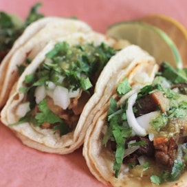 La Vaca Chenta Taqueria