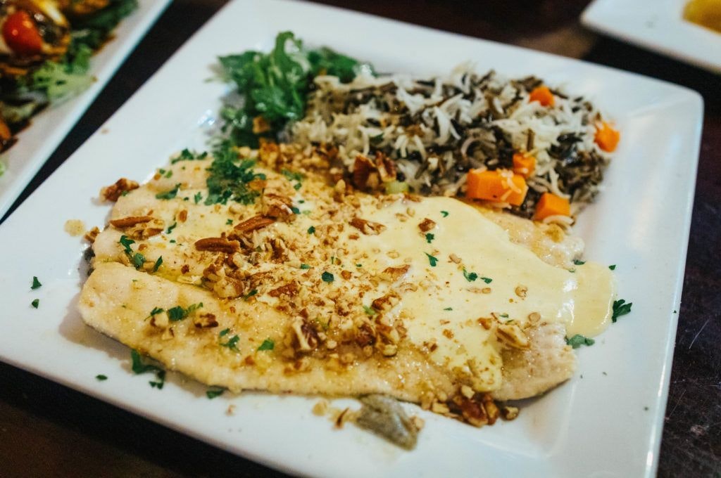 the-golden-goose-american-grill-008