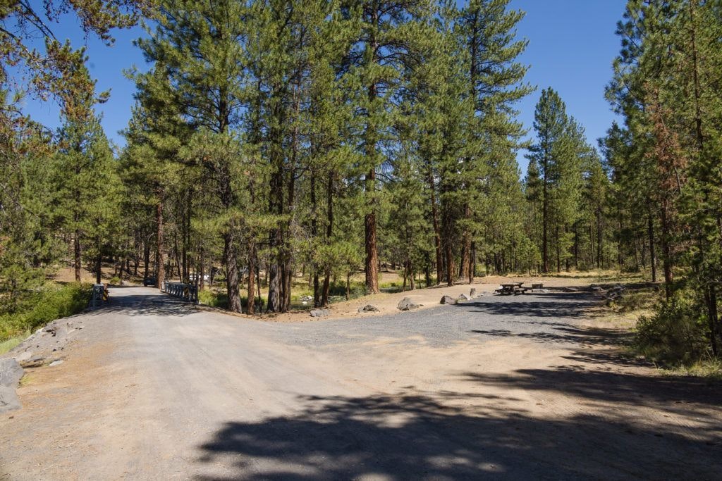 natural-water-slides-hike-and-paulina-plunge-tour-030