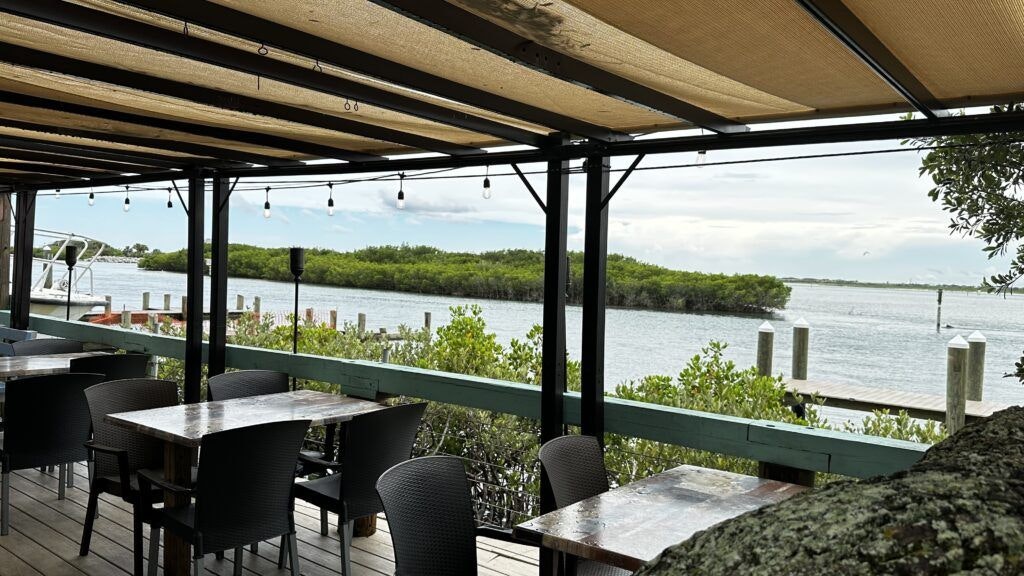 hidden-treasure-rum-bar-and-grill-003