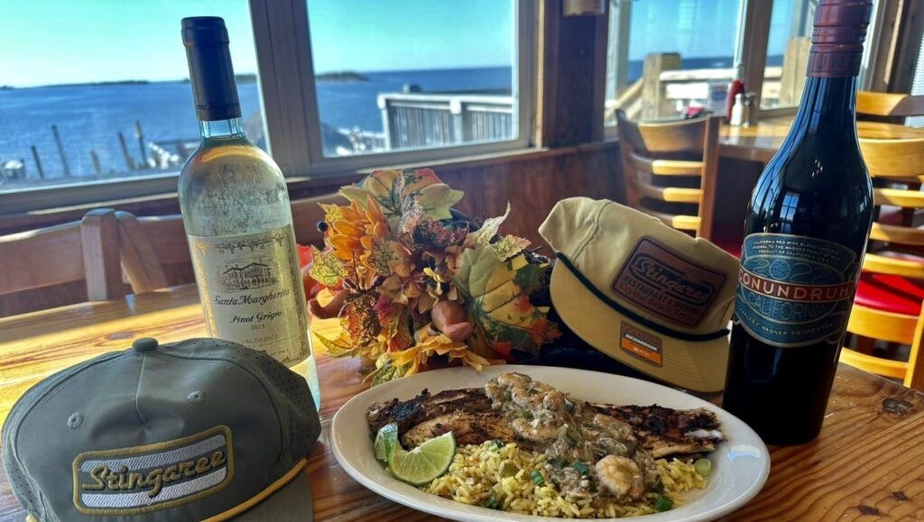 stingaree-restaurant-and-marina-001