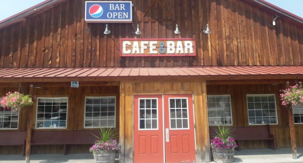 country-barn-corner-cafe-001