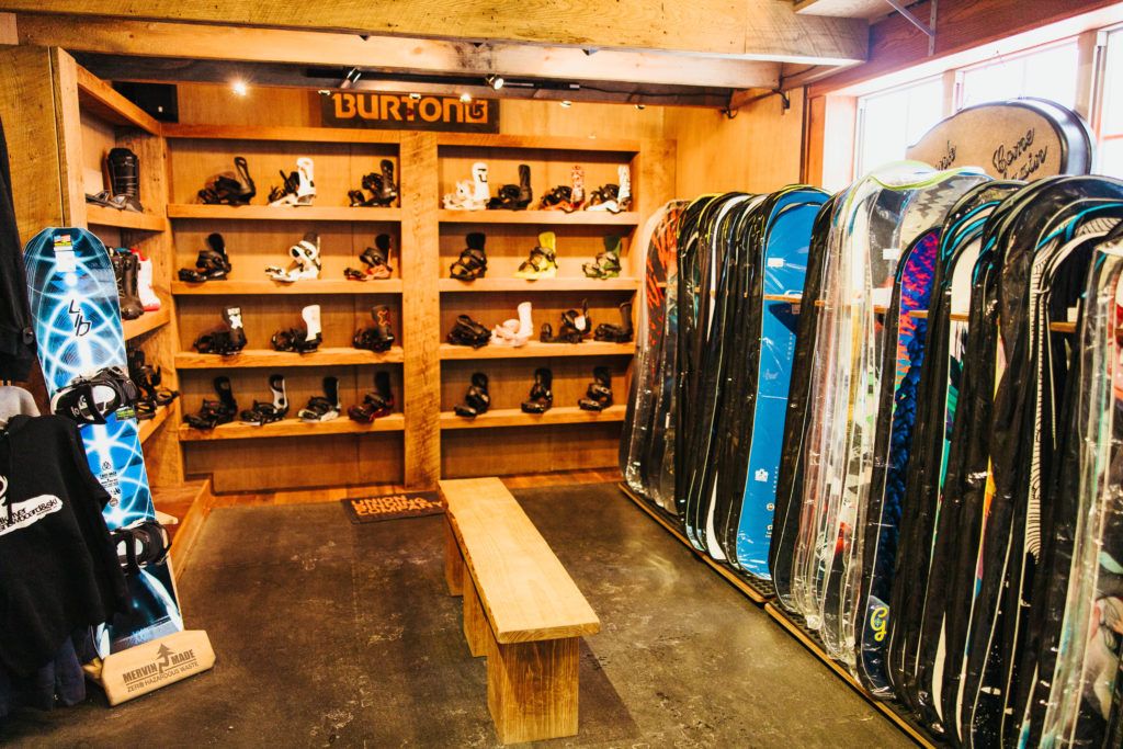 elk-river-snowboard-and-ski-rentals-010