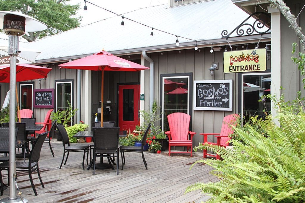 cosmo-s-restaurant-and-bar-001