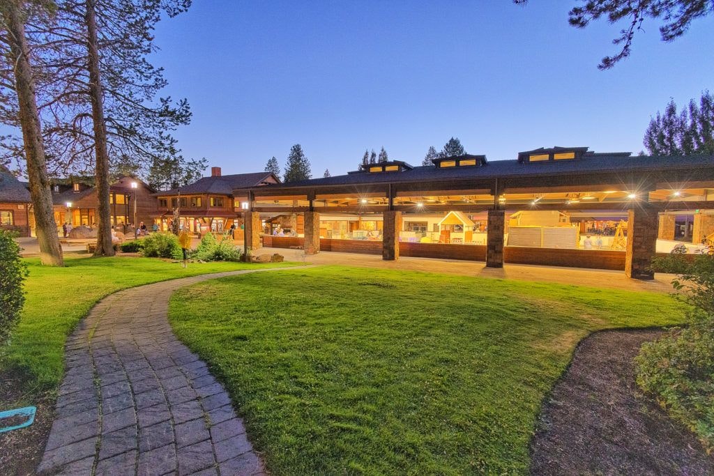 the-village-at-sunriver-026