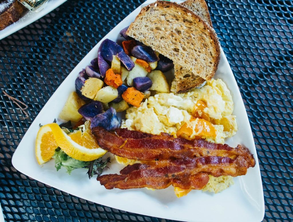 secret-garden-cafe-at-tlaquepaque-004