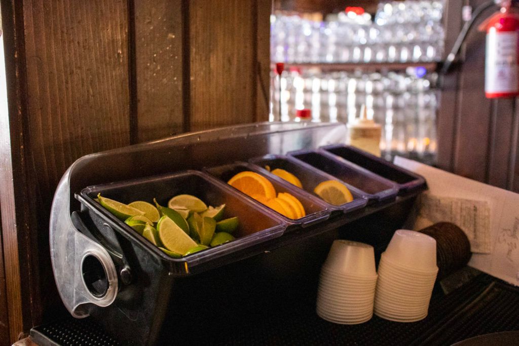 al-capone-s-seafood-and-pizzeria-016