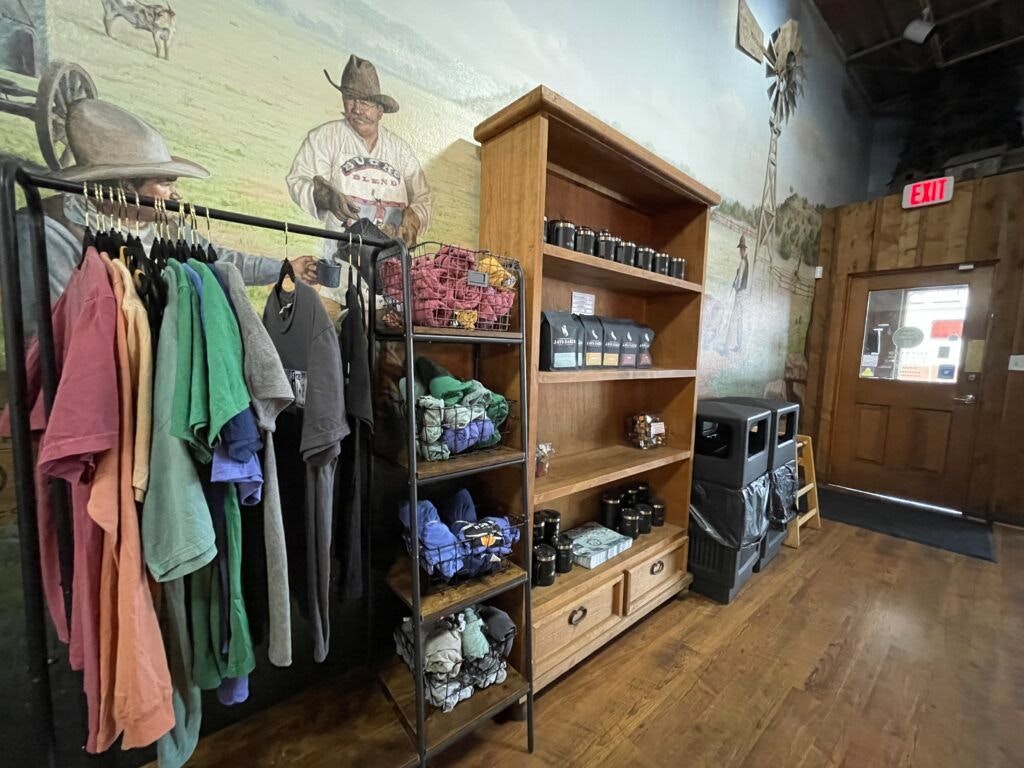 java-ranch-coffee-and-provisions-009