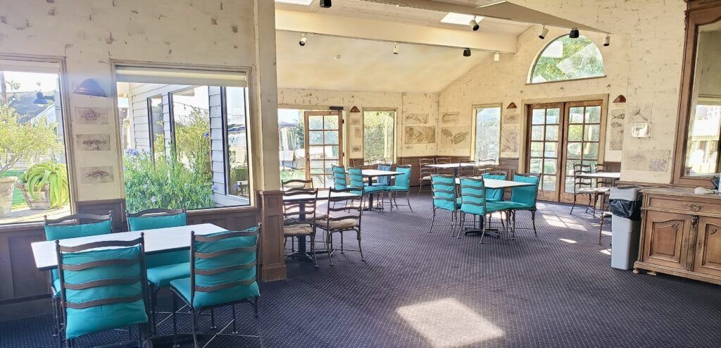 mulligan-s-bar-and-grill-003