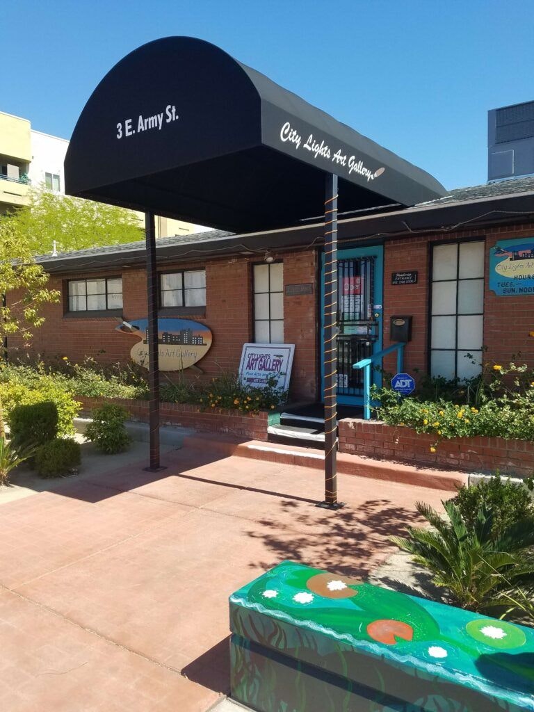 city-lights-art-gallery-001