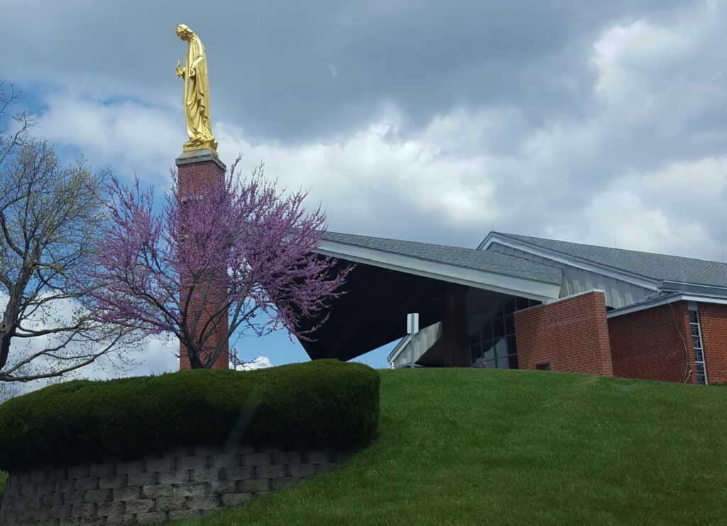 our-lady-of-the-lake-church-002