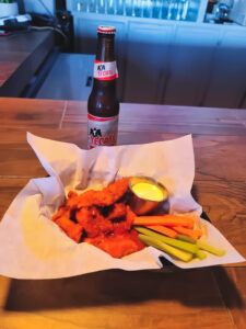 aguila-s-hideaway-cantina-002