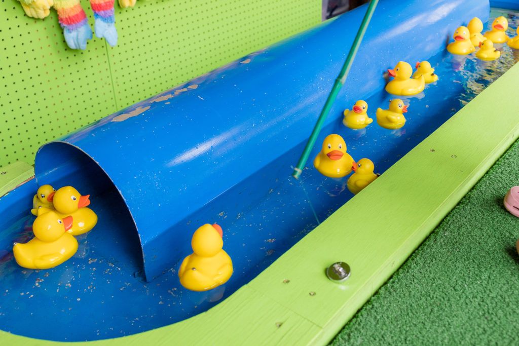 the-lucky-duck-entertainment-center-008