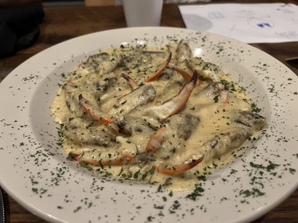 the-tin-top-restaurant-and-oyster-bar-003