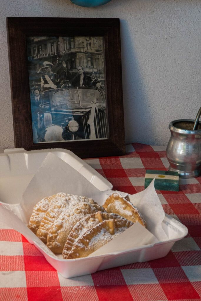 la-argentina-empanadas-y-mas-008