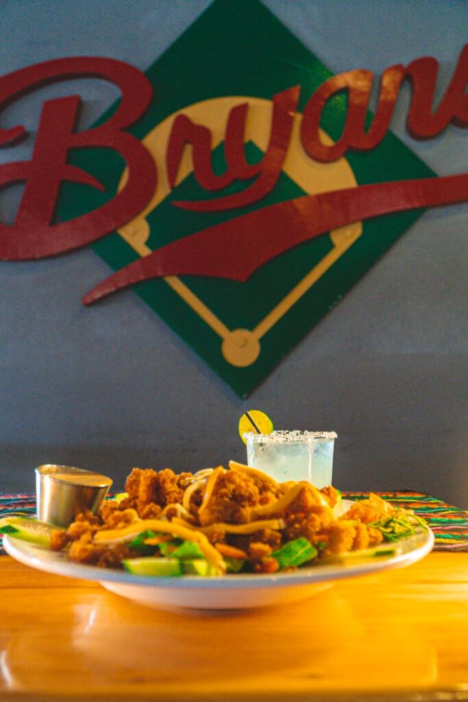 bryan-s-sports-bar-001