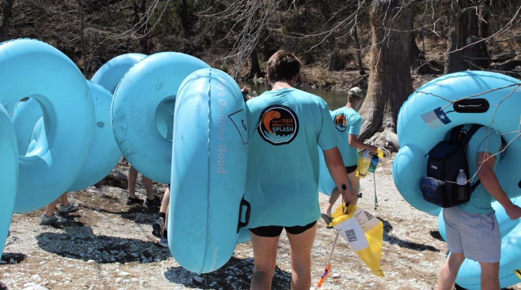 andy-s-on-river-road-004