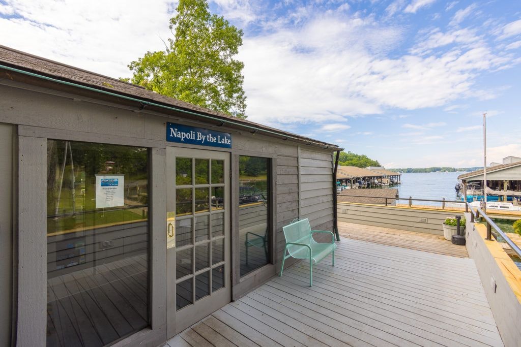 napoli-by-the-lake-027