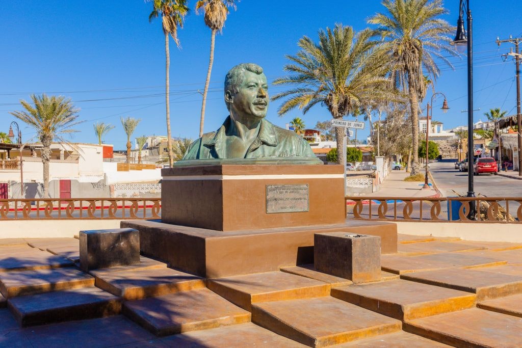 el-malecon-malecon-fundadores-013