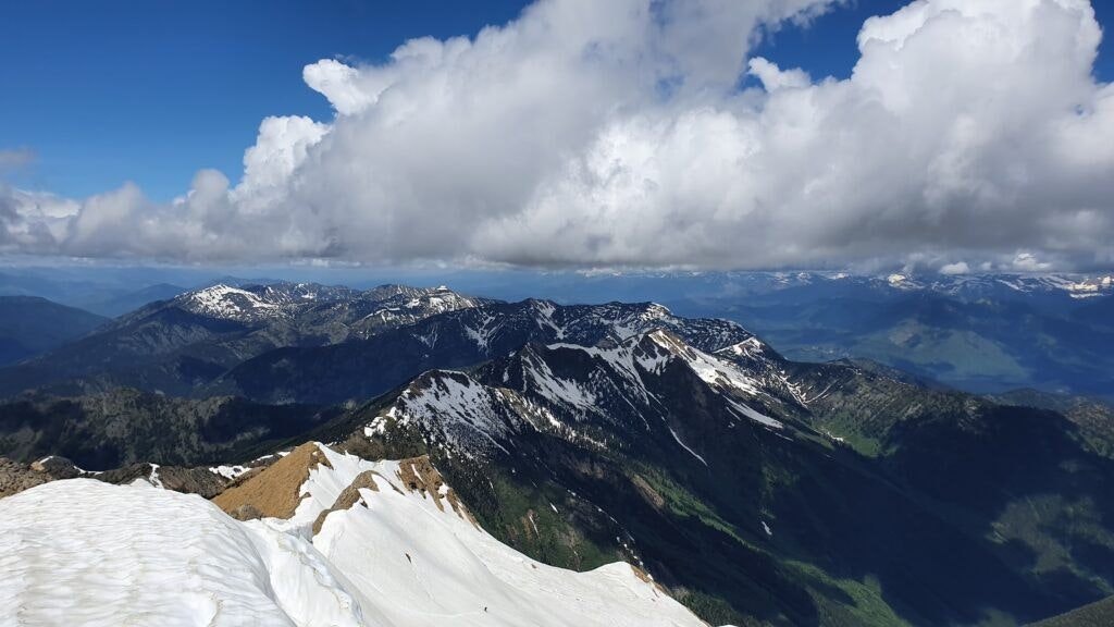 great-northern-mountain-001