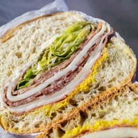 Hole in the Wall Great Sandwiches