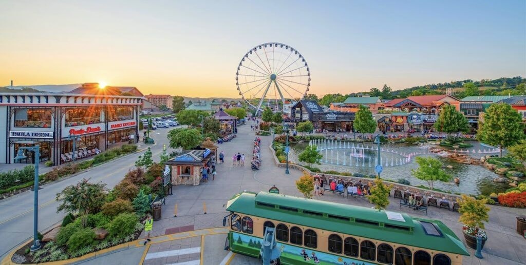 the-island-in-pigeon-forge-001