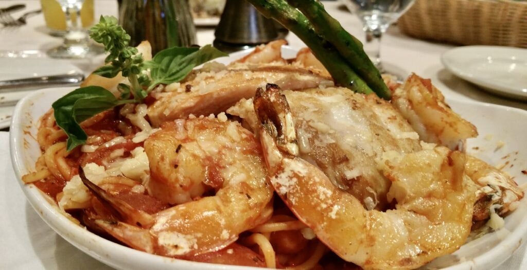 maples-restaurant-and-tavern-004