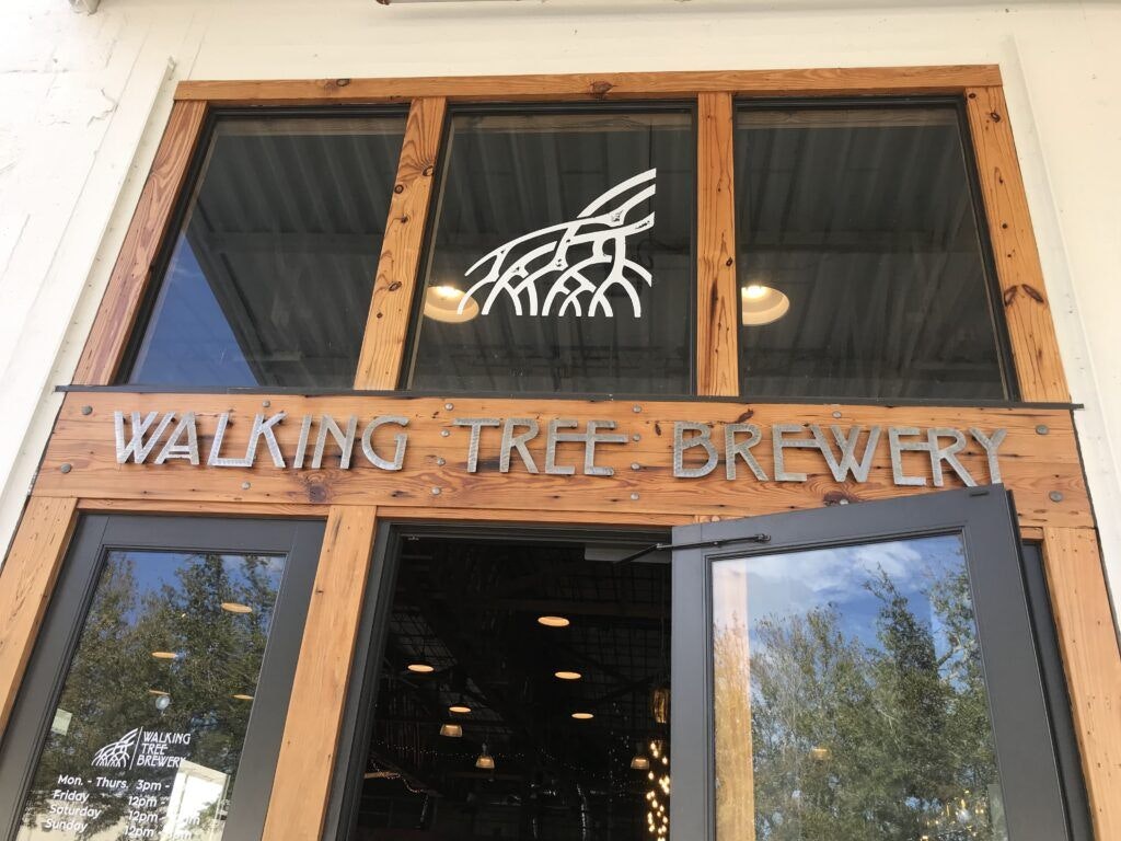 walking-tree-brewery-001