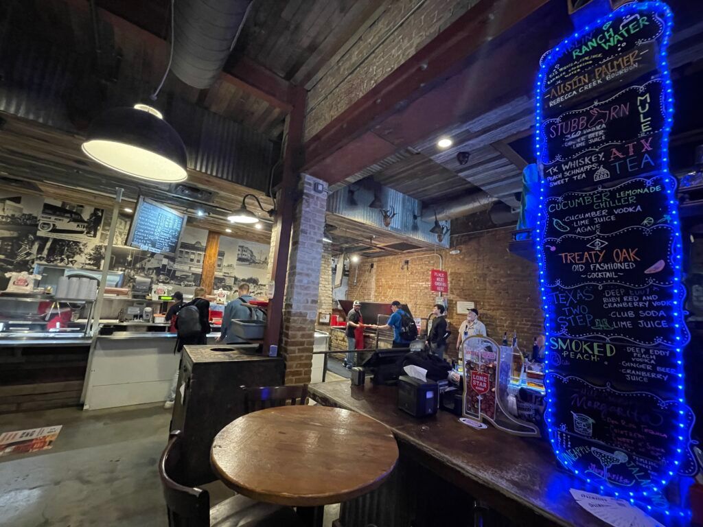 cooper-s-old-time-pit-bar-b-que-004