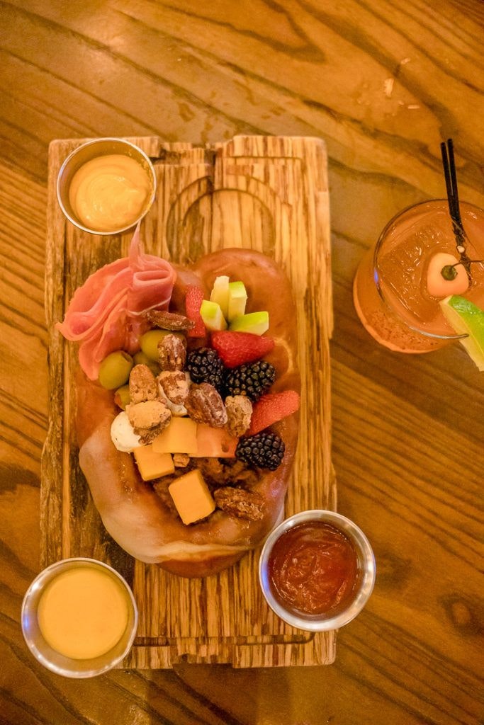 hearsay-on-the-strand-031