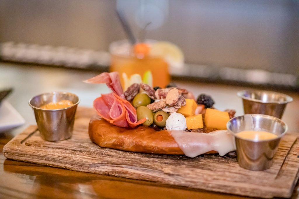 hearsay-on-the-strand-027