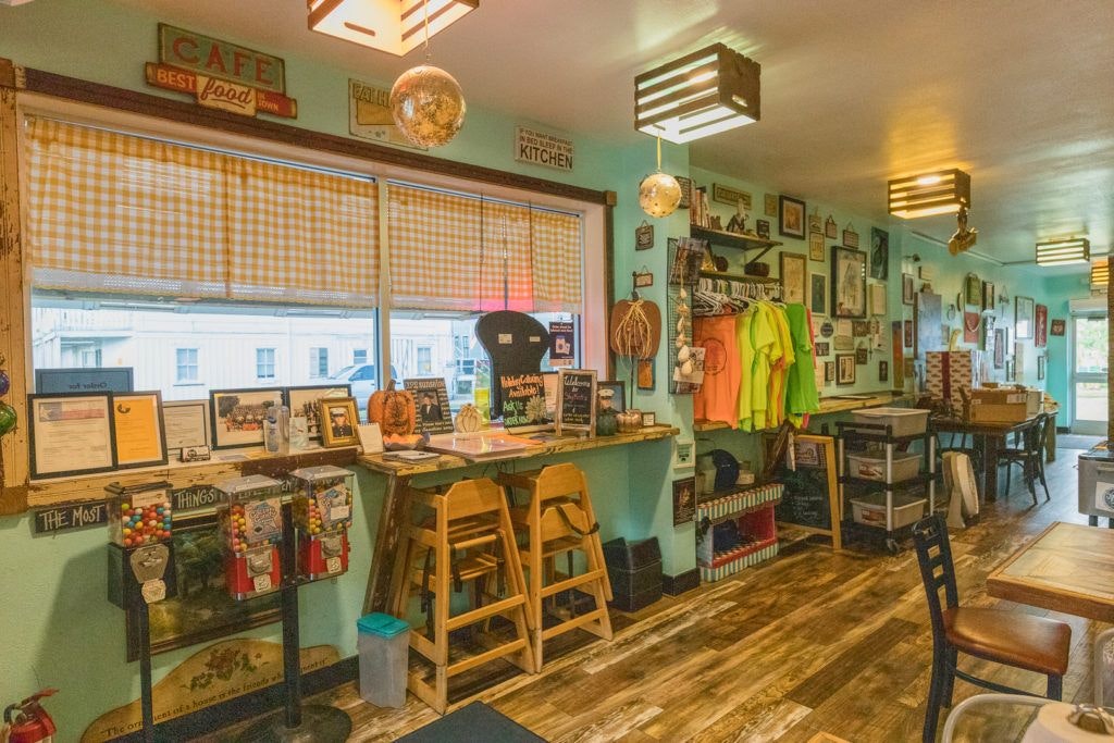 shykatz-cafe-and-bakery-020