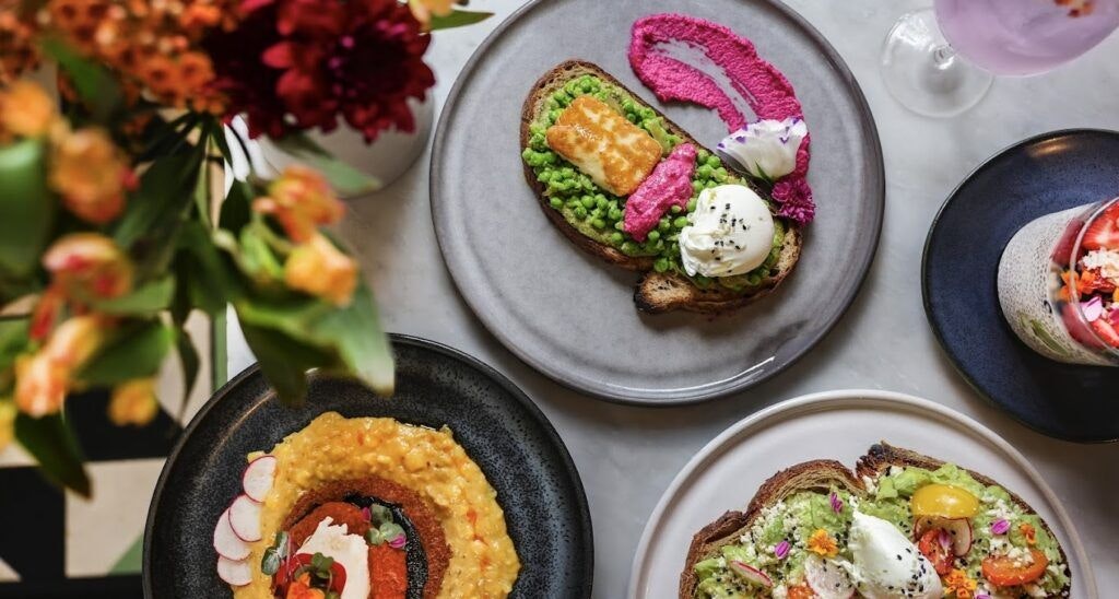 the-collins-quarter-002