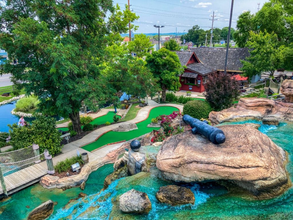 pirate-s-cove-adventure-golf-002