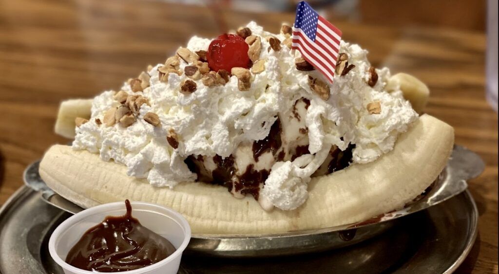 jaxson-s-ice-cream-parlor-and-restaurant-002