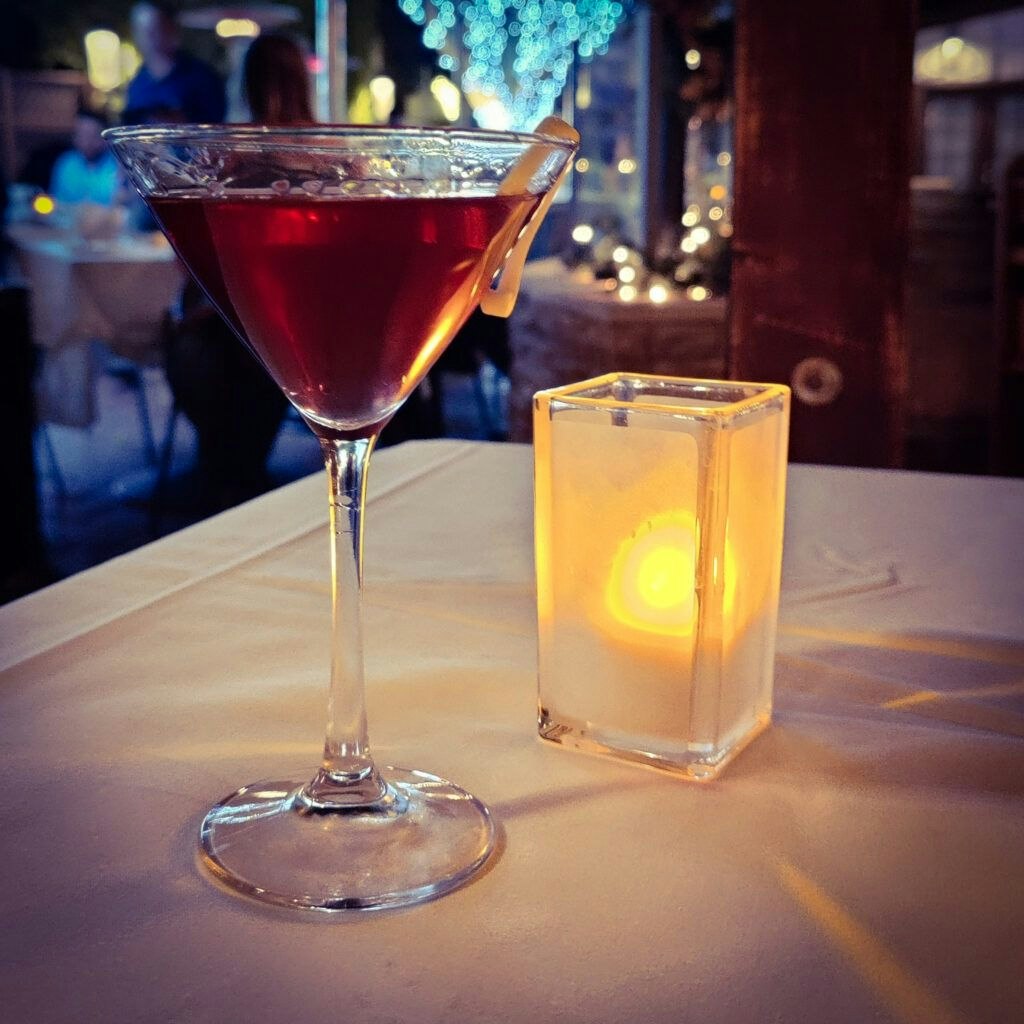 copley-s-on-palm-canyon-003