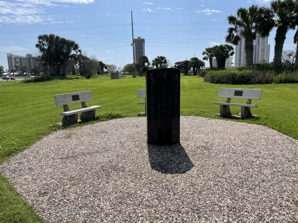 queen-isabella-memorial-park-003