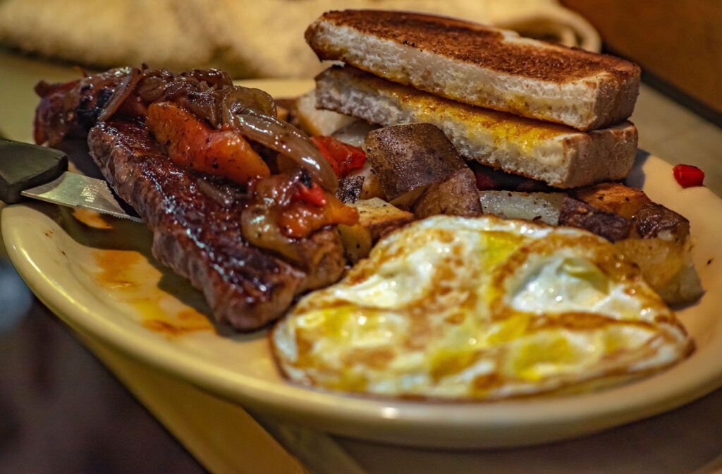 rusty-rooster-breakfast-and-lunch-003