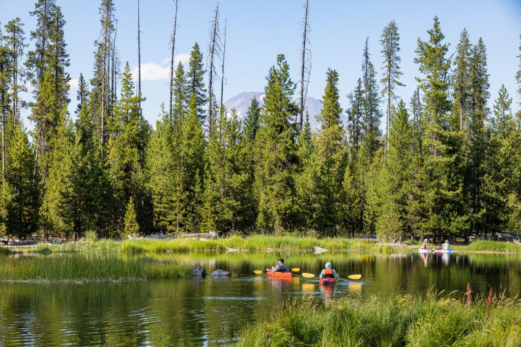 brews-and-views-canoe-tour-cascade-lakes-by-wanderlust-tours-040