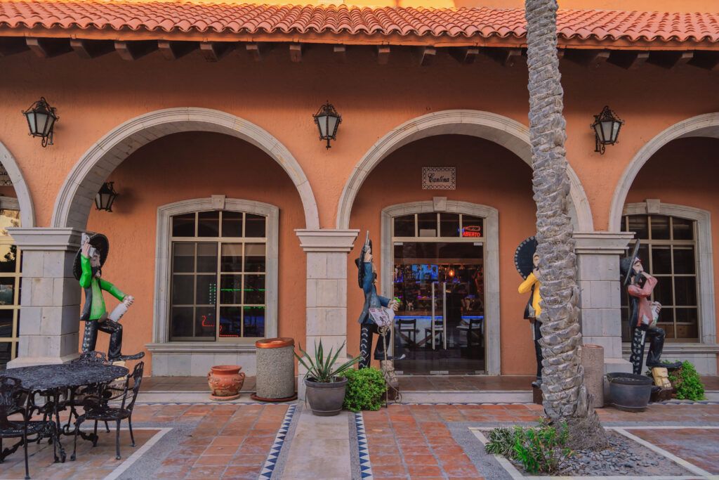 emiliano-s-sport-bar-002