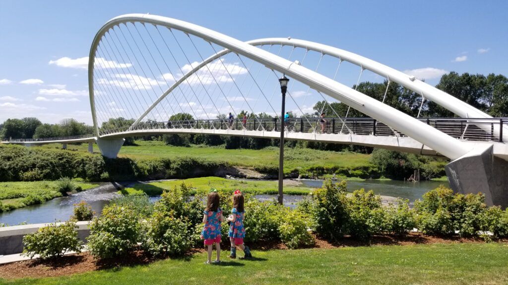 salem-s-riverfront-carousel-004