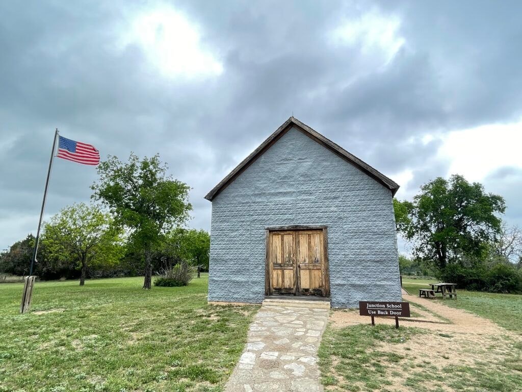 lyndon-b-johnson-national-historical-park-visitor-center-and-park-headquarters-018