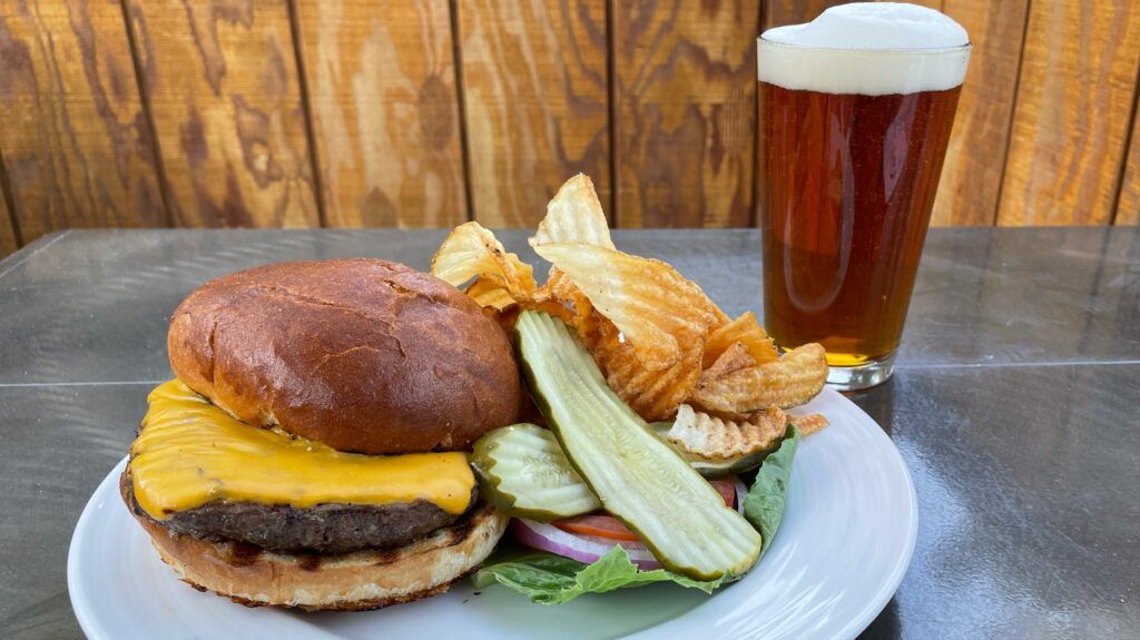 cedar-house-deck-004