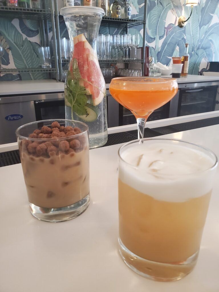 the-thirsty-palms-003