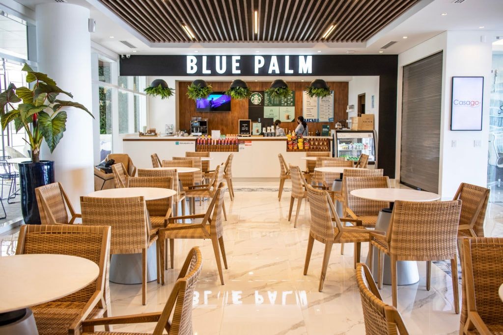 blue-palm-cafe-encantame-towers-001