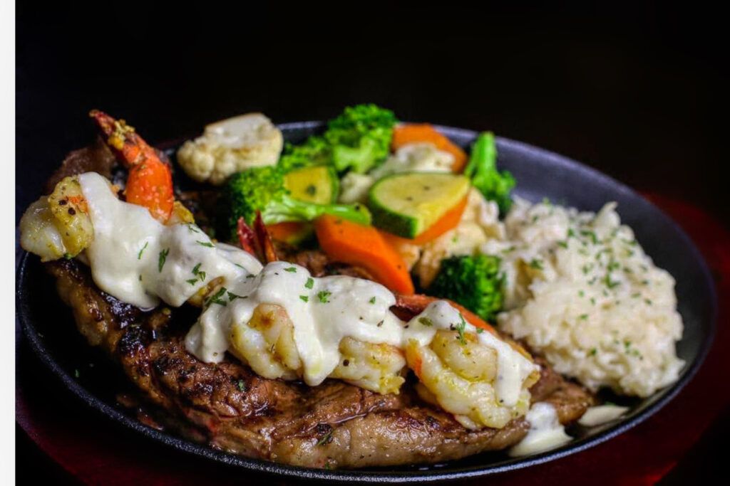 delicias-restaurante-y-cafeteria-003