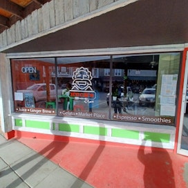 Huck's Place Ginger Brew and Juice Bar