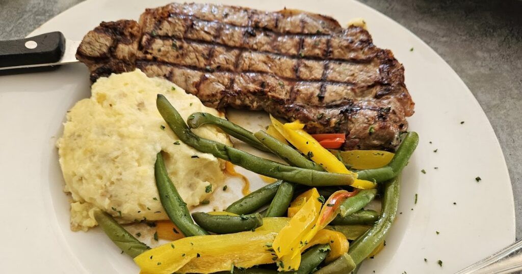 boatyard-bar-grill-003