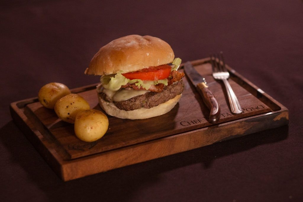 alaburgerconelchef-001